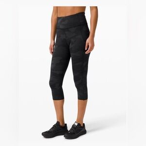 Lululemon 
FAST AND FREE CROP 19" *NON-REFLECTIVE